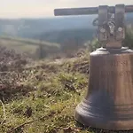 De France A Tresbos Feriehus Laval-Atger